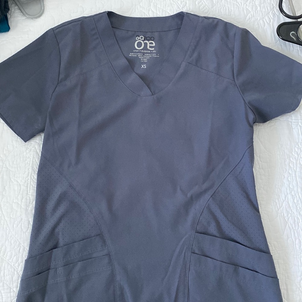 SET - Barco One Scrub Top & Pants
